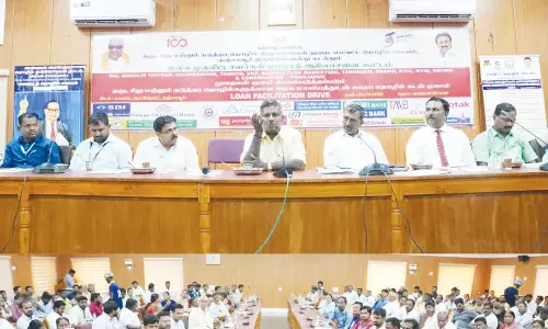 தஞ்சையில் 512 பேருக்கு ரூ.121.93 கோடி தொழில் கடன் வழங்கல்