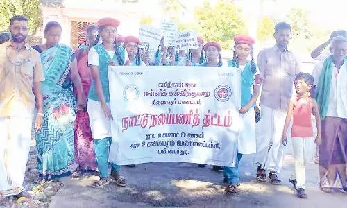 மன்னார்குடி கோவிலில் உழவாரப்பணி