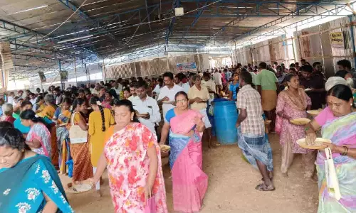 காங்கயம் பெருமாள் கோவிலில் புரட்டாசி வழிபாடு