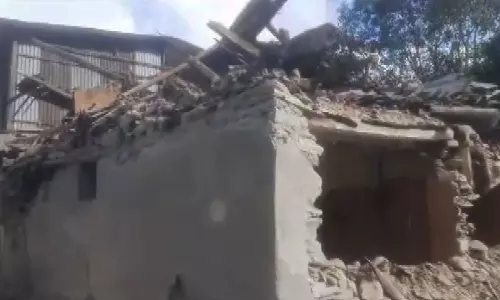 அடுத்தடுத்து மூன்று முறை.. தொடர் நிலநடுக்கத்தால் திணறிய நேபாளம்- 5 பேர் மருத்துவமனையில் அனுமதி