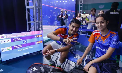 ஆசிய விளையாட்டு போட்டி - ஸ்குவாஷ் போட்டியில் வெண்கலம் வென்றது இந்தியா
