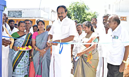 குடிநீர் தொட்டியை திறந்து வைத்த எம்.எல்.ஏ.