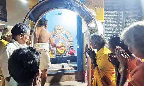 கோவில்பட்டி முத்துமாரியம்மன் கோவிலில் சங்கடஹர சதுர்த்தி பூஜை