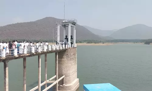 புழுதிக்குட்டை ஆனைமடுவு அணை நீர்மட்டம் உயரவில்லை