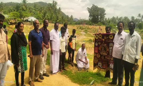 மாரியம்மன் புதூர் ஏரியில் 2ஆயிரம் பனை விதைகள் விதைக்கும் விழா