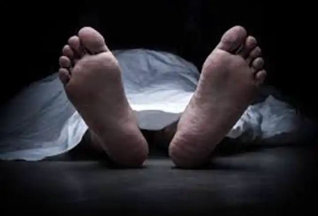 விக்கிரவாண்டி அருகே அரசு பஸ்சில் பயணம் செய்த வக்கீல் நெஞ்சுவலியால் மரணம்