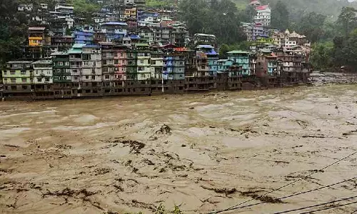 சிக்கிமில் மீட்பு பணிகள் தீவிரம்: 8 பேர் உடல்கள் மீட்பு