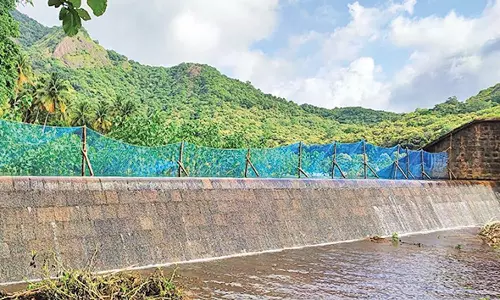 செங்கோட்டை அருகே மோட்டை அணை நிரம்பியது: விவசாயிகள் மகிழ்ச்சி