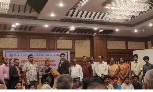 மணக்குள விநாயகர் என்ஜினீயரிங் கல்லூரிக்கு விருது