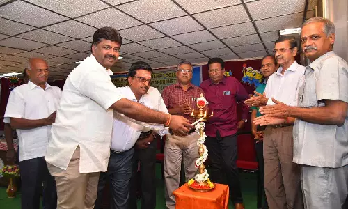 வேளாண் கல்லூரி முன்னாள் மாணவர்கள் சந்திப்பு