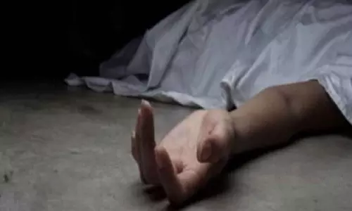 இறந்த மகனின் உடலை போலீசுக்கு தெரியாமல் வீட்டில் புதைத்த தந்தை- கொலை செய்யப்பட்டாரா?