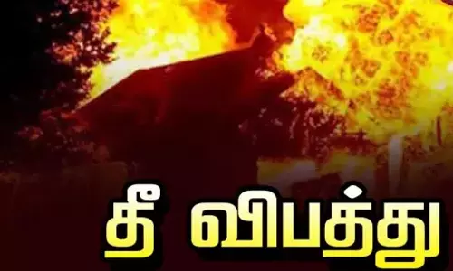 அன்னூர் அருகே குடிசை வீட்டில் தீ விபத்து 4 குழந்தைகளுடன் தப்பிய இளம்பெண்