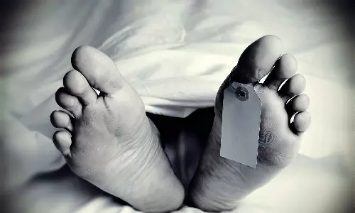 சென்னை பூக்கடை அருகே சாலையோரம் தூங்கிய முதியவர் லாரி ஏறி இறங்கியதில் பலி