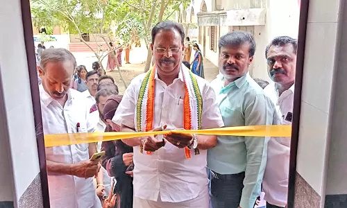 ஏர்வாடி அரசு பெண்கள் மேல்நிலைப்பள்ளியில் ரூ.18 லட்சம் மதிப்பில் கழிவறை கட்டிடம்- ரூபி மனோகரன் எம்.எல்.ஏ. திறந்து வைத்தார்