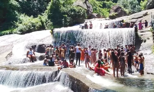 கோவை குற்றாலத்தில் தற்காலிக தடை நீக்கம்