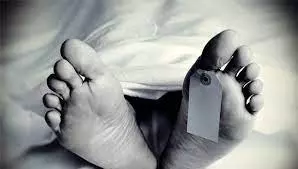 வாய்க்காலுக்குள் தவறி விழுந்த தொழிலாளி சாவு வாய்க்காலுக்குள் தவறி விழுந்த தொழிலாளி சாவு