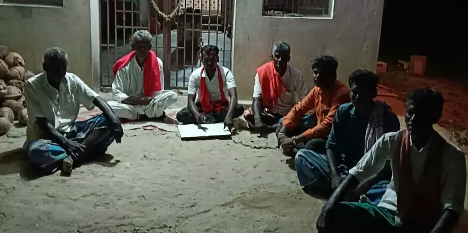 அறந்தாங்கி அருகே இந்திய கம்யூனிஸ்டு கட்சியின் கிளை கூட்டம் அறந்தாங்கி அருகே இந்திய கம்யூனிஸ்டு கட்சியின் கிளை கூட்டம்