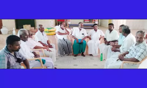 நவராத்திரியை முன்னிட்டு சதுரகிரி மலையில் தங்கி வழிபாடு நடத்த அனுமதிக்க வேண்டும்