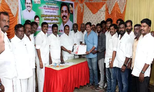 தூத்துக்குடியில் அ.தி.மு.க. பூத் கமிட்டி அமைக்கும் பணி-எஸ்.பி. சண்முகநாதன் ஆய்வு