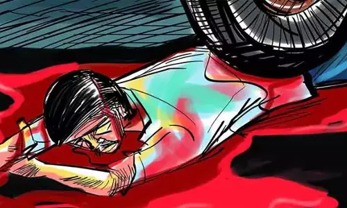 மோட்டார்சைக்கிள் மோதி தொழிலாளி பலி