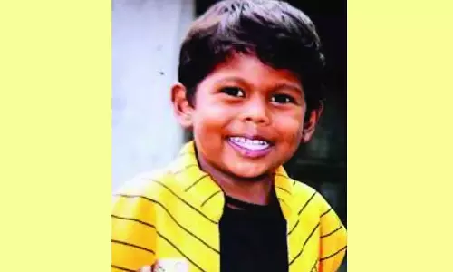 தண்ணீர் தொட்டியில் தவறி விழுந்து 6 வயது சிறுவன் பலி- உறவினர்கள் போராட்டத்தால் பதற்றம்