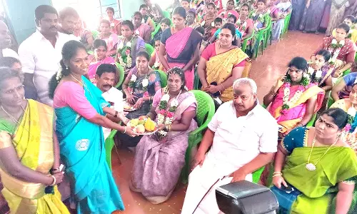 சமுதாய வளைகாப்பு விழா