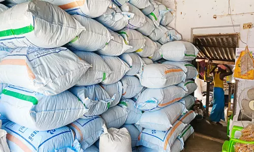 ஆயுத பூஜையையொட்டி பொரி உற்பத்தி மும்முரம்