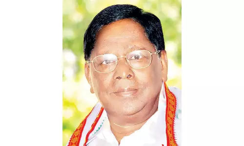 அதிகாரிகள் ஒத்துழைப்போடு போலி பத்திரங்கள் இணைப்பு