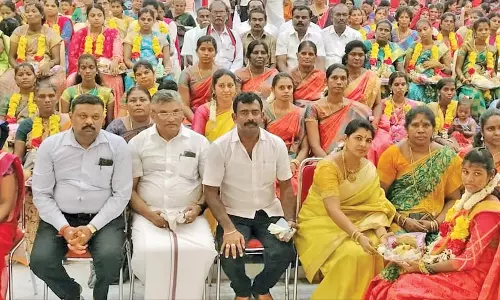 திசையன்விளையில் கர்ப்பிணி பெண்களுக்கு சமுதாய வளைகாப்பு விழா