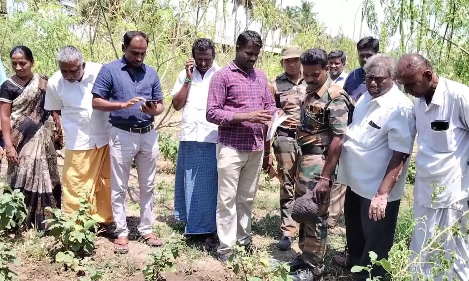 திருப்பூர் அருகே சிறுத்தை நடமாட்டத்தால் அச்சத்தில் தவிக்கும் பொதுமக்கள் திருப்பூர் அருகே சிறுத்தை நடமாட்டத்தால் அச்சத்தில் தவிக்கும் பொதுமக்கள்