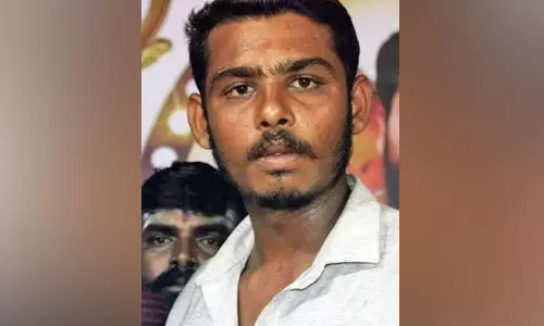 பார் உரிமையாளர் கொலைக்கு பழிக்குப்பழி: வாலிபர் கொலையில் பெண் உள்பட 4 பேர் கைது