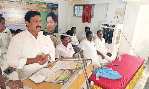 கோவில் சொத்தை மீட்டு ஒப்படைக்காதபுதுவை அரசுக்கு அ.தி.மு.க. கண்டனம்