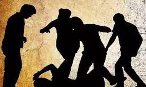 முதியவர் மீது சரமாரி தாக்குதல்