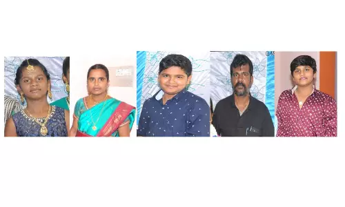 காரிமங்கலம் அருகே கடன் தொல்லையால்ஒரே குடும்பத்தைச் சேர்ந்த 5 பேர் தற்கொலைக்கு முயற்சி; ஆஸ்பத்திரியில் தீவிர சிகிச்சை