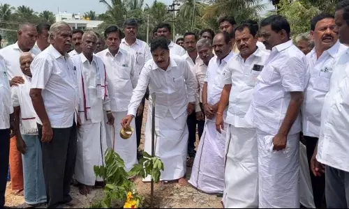 ரூ.2.25 கோடி மதிப்பில் புதிய வகுப்பறைகள் கட்டும் பணி