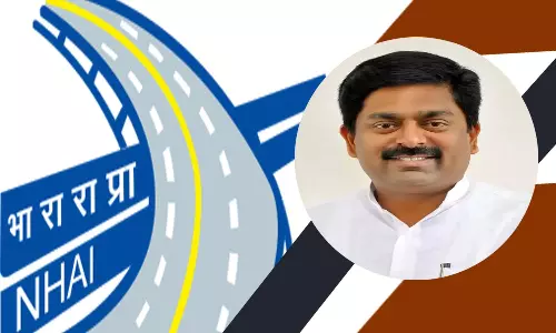 சாலைப்பணிகள்  தாமதமின்றி நடக்க ஒருங்கிணைந்து செயல்பட வேண்டும் - மேயர் தினேஷ்குமார் அறிவுரை