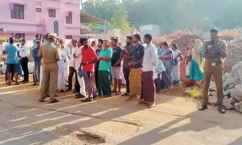 மேல்புறத்தில் செல்போன் டவர் அமைக்க எதிர்ப்பு