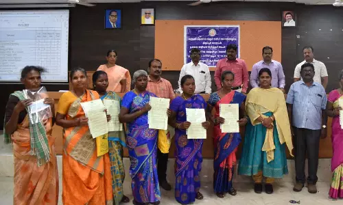 தூய்மைபணியாளர்களுக்கு அடுக்குமாடி குடியிருப்பு ஆணை