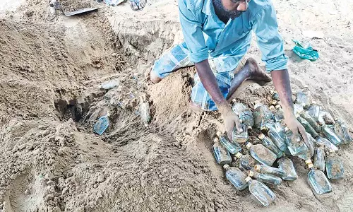 1180 வெளிமாநில மதுபாட்டில்கள் பறிமுதல்