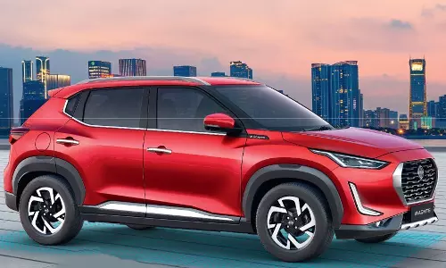 லிட்டருக்கு 19 கிமீ மைலேஜ் வழங்கும் நிசான் மேக்னைட் AMT இந்தியாவில் அறிமுகம்