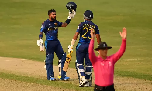 குசால் மெண்டிஸ், சதீரா அதிரடி சதம் - பாகிஸ்தான் வெற்றிபெற 345 ரன்களை நிர்ணயித்தது இலங்கை