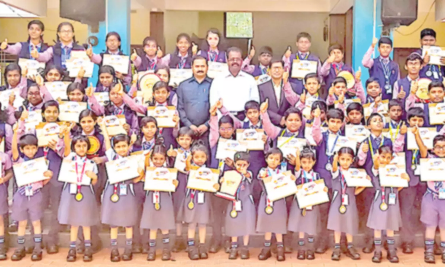 மாவட்ட அளவிலான கலைத்திறன் போட்டிகளில் பெஸ்ட் பள்ளி மாணவர்கள் சாதனை மாவட்ட அளவிலான கலைத்திறன் போட்டிகளில் பெஸ்ட் பள்ளி மாணவர்கள் சாதனை