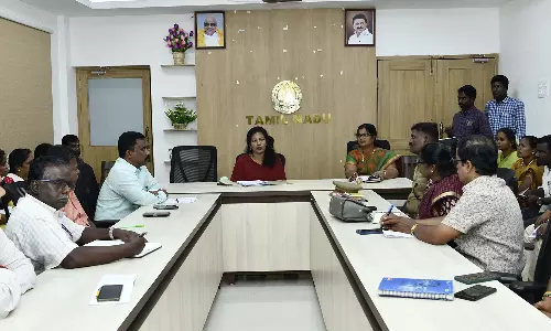 தேனியில் மாபெரும் தமிழ் கனவு நிகழ்ச்சி நடத்துவது குறித்து ஆலோசனை-கலெக்டர் ஷஜீவனா பங்கேற்பு