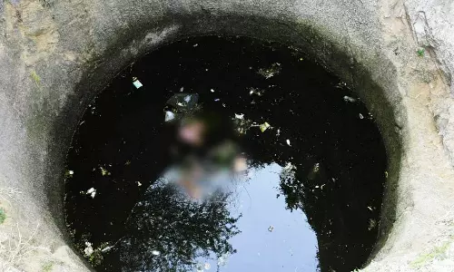 ஆட்டை காப்பாற்ற கிணற்றில் குதித்த தொழிலாளி சாவு