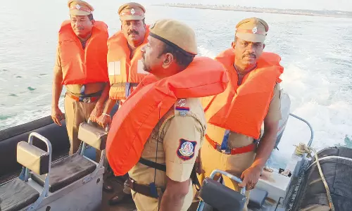 கன்னியாகுமரி கடல் பகுதியில் 2-வது நாளாக பாதுகாப்பு ஒத்திகை