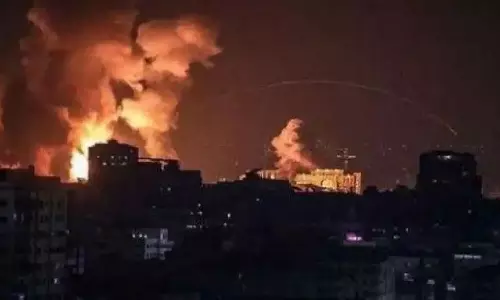 எரிபொருள் தட்டுப்பாடு எதிரொலி- இருளில் மூழ்கியது காசா