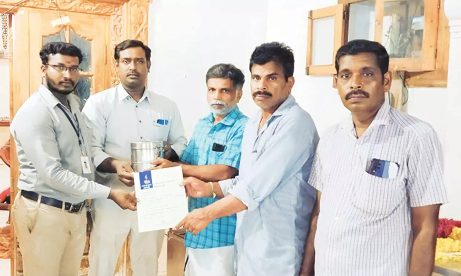 இறந்த பெண்ணின் கண்கள் தானம்