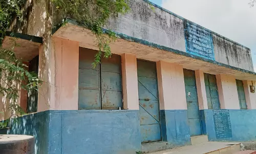 ஆலங்குடியில் மூடப்பட்ட அங்கன் வாடி