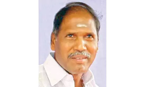 கடல்நீரை குடிநீராக்கும் திட்டத்துக்கு ரூ.1600 கோடி நிதி கோரியுள்ளோம்