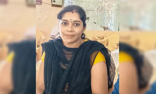 பீர்பாட்டிலால் கழுத்தில் குத்தி  இளம்பெண் தற்கொலை